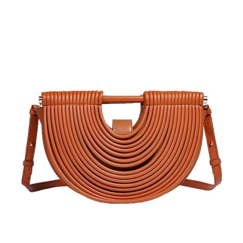 Lightweight Large Capacity 2025 New High Street Line Design Handbag Luxury Style Single Shoulder Crossbody Bag