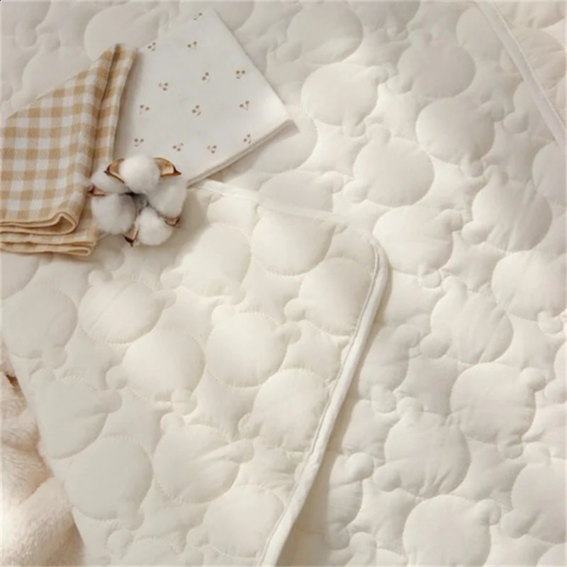 Ins Winter Thick Baby Swaddle Blanket Wrap Cotton Gauze Soft Warm Quilt born Bedding Infant Comforter for Babies Accessories 251027