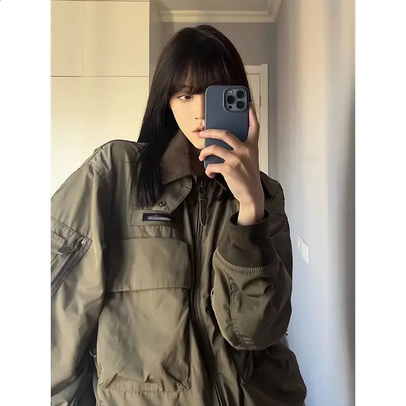 Retro Baseball Jacket Womens Autumn Casual Versatile Flight Suit Top Forest Green Fashionable Outerwear Female Denim 251015