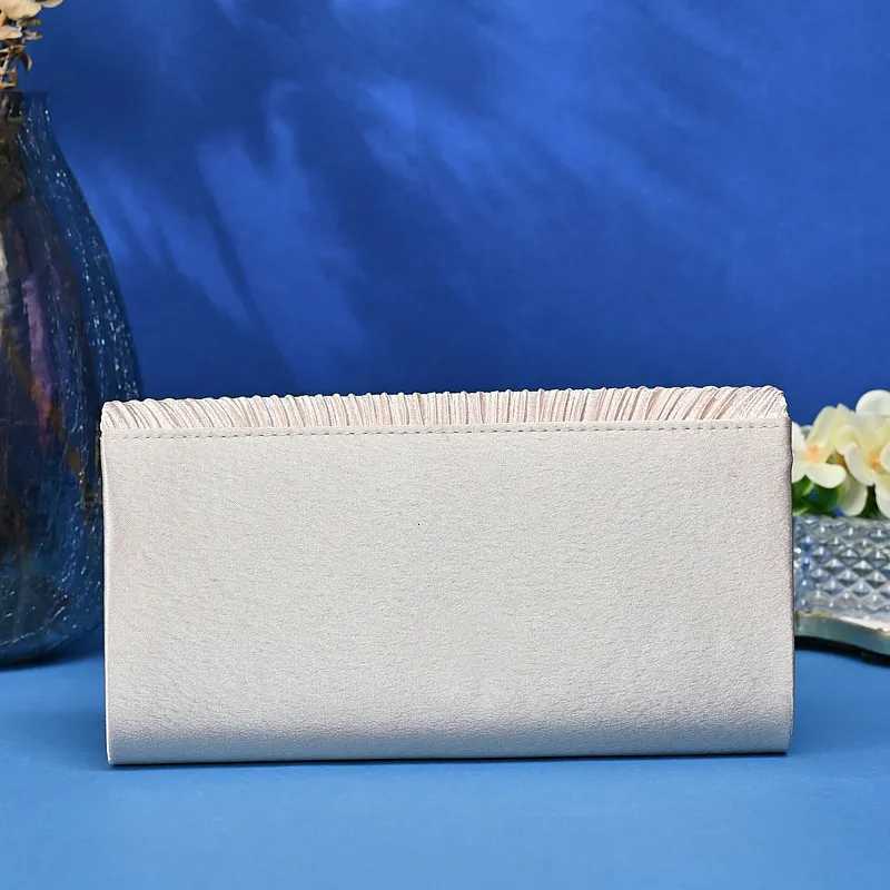 Womens Crossbody Clutch Bag with Chain for Party Dinner Wedding Evening Handbag Wrinkle Purse Gift H251027