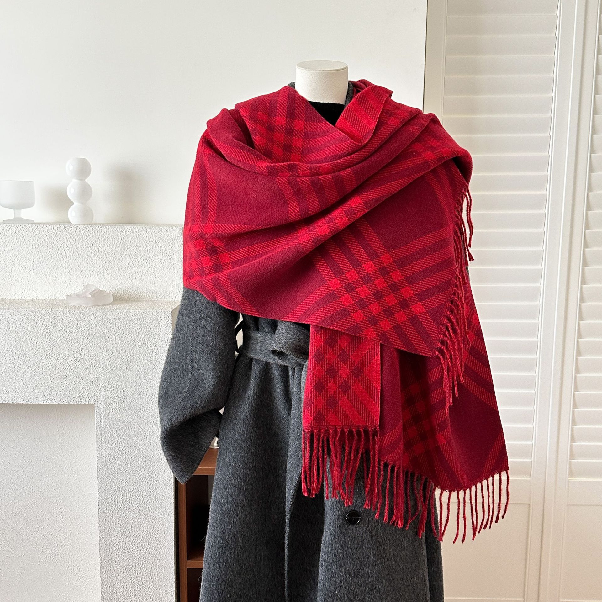 Designer free shipping scarves 2025 High-Quality medium to long thick scarf fashionable and warm imitation cashmere scarf plaid shawl scarf Fabric-sof