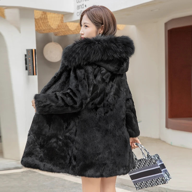 Winter Natural Fur Full Pelt Rabbit Fur Coat with Fox Fur Hooded Collar Women Fox Fur Jacket Customize Big Size 251027