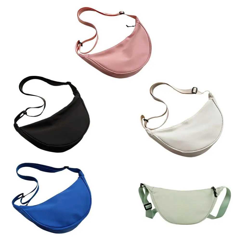 Nylon Hobos Chest Shoulder Dumpling Bag Large Capacity Travel Crossbody Half Moon Belt Messenger for Women Bags WholesaleW251028