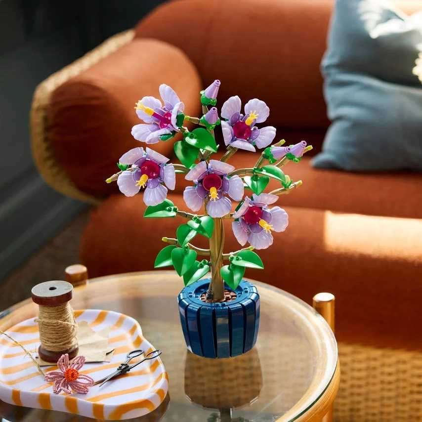 2025 new 660piece plant hibiscus flower assembly kit 5 large flower bouquets with vases Christmas decoration building blocks L251028