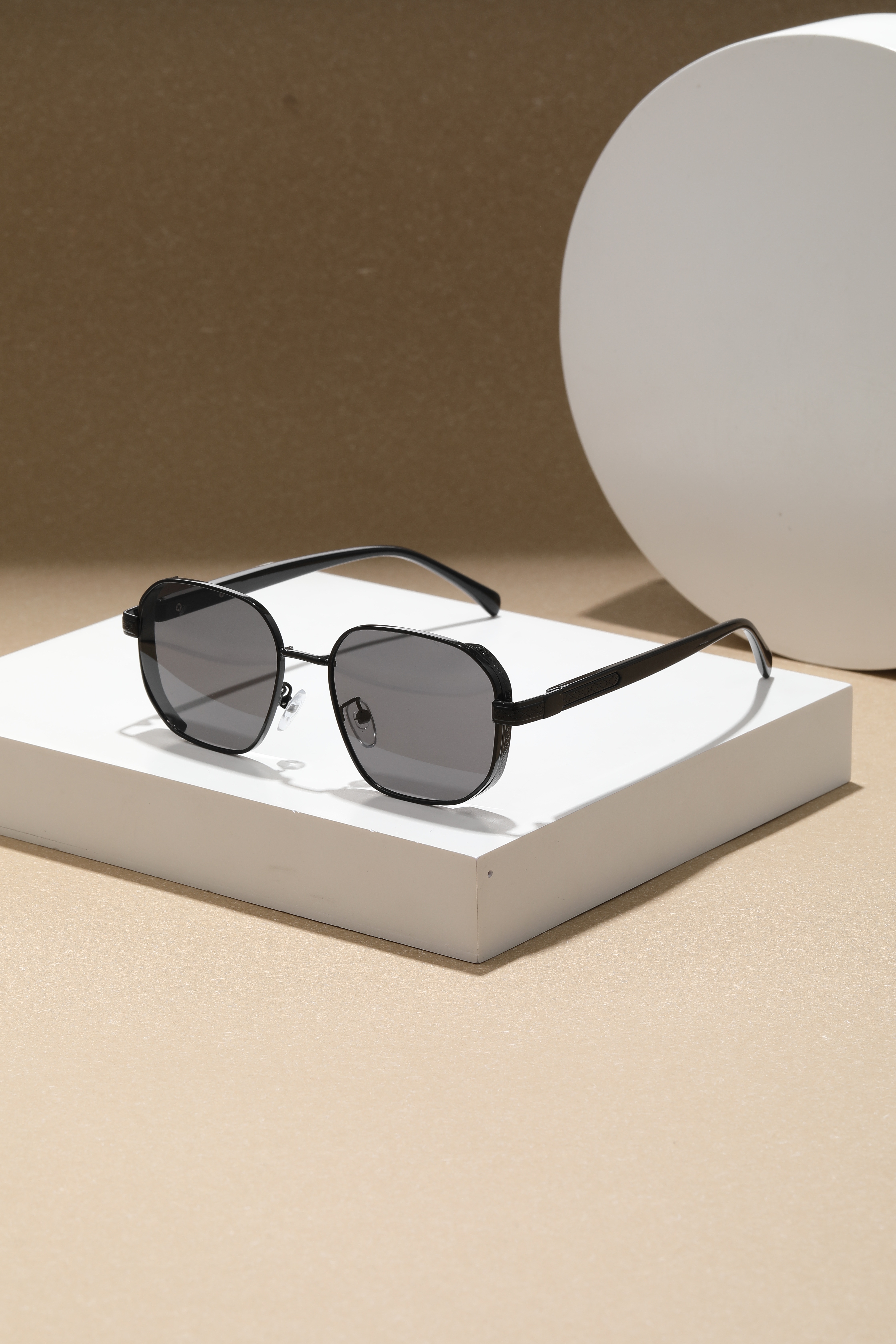 1pc Double-Bridge Pilot Metal Frame #90s Retro Metal Small Frame Heavyweight Men's Sunglasses Thick Frame Geometric Hexagonal Women's Fashio