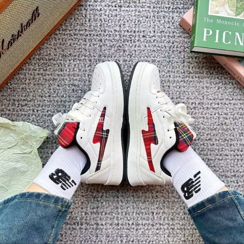 Summer Plaid Mandarin Duck Lightning Bread Shoes Men and Women's Original High Value Breathable High Quality Couple Board Shoes for Men