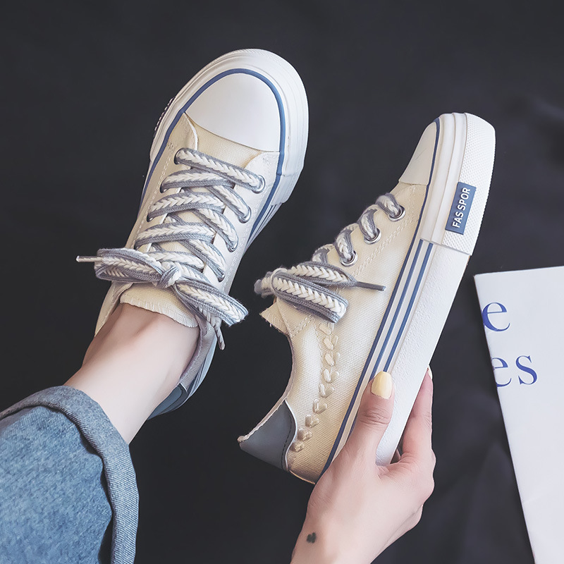 Wheat ear canvas shoes women's summer versatile shoes women's design sense niche white shoes black board shoes2025