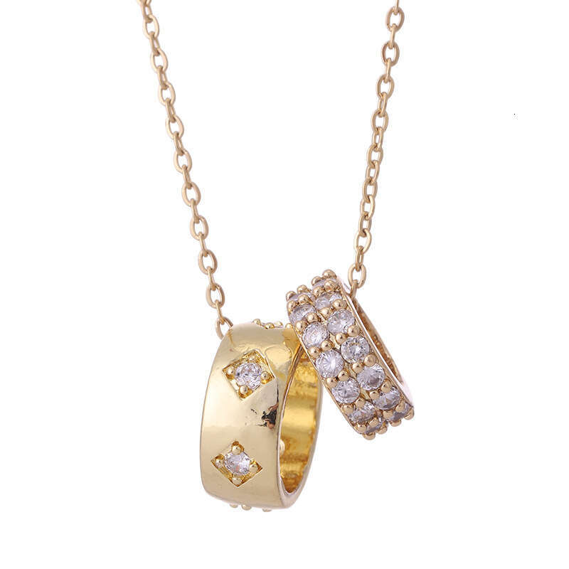 Korean Version Simple Sparkling Dia Carved Round Pendant Titanium Steel Necklace for Women Versatile Personality Ins Style Trend Collarbone Chain