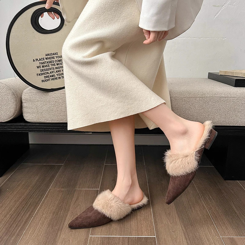 Womens Fashion Baotou Slippers Winter Pointed Head Deep Mouth Suede Antislip Wearresistant Flat Shoes 251023