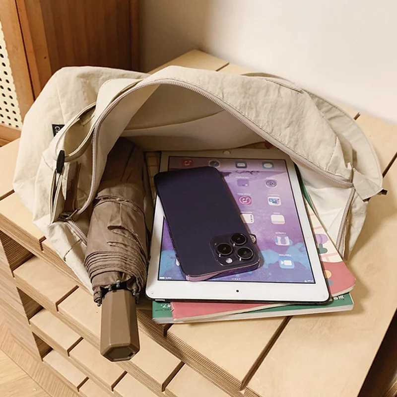 Lightweight Nylon Unisex Crossbody Bags Large Capacity Casual Sports Handbag Waterproof Shoulder BagW251028