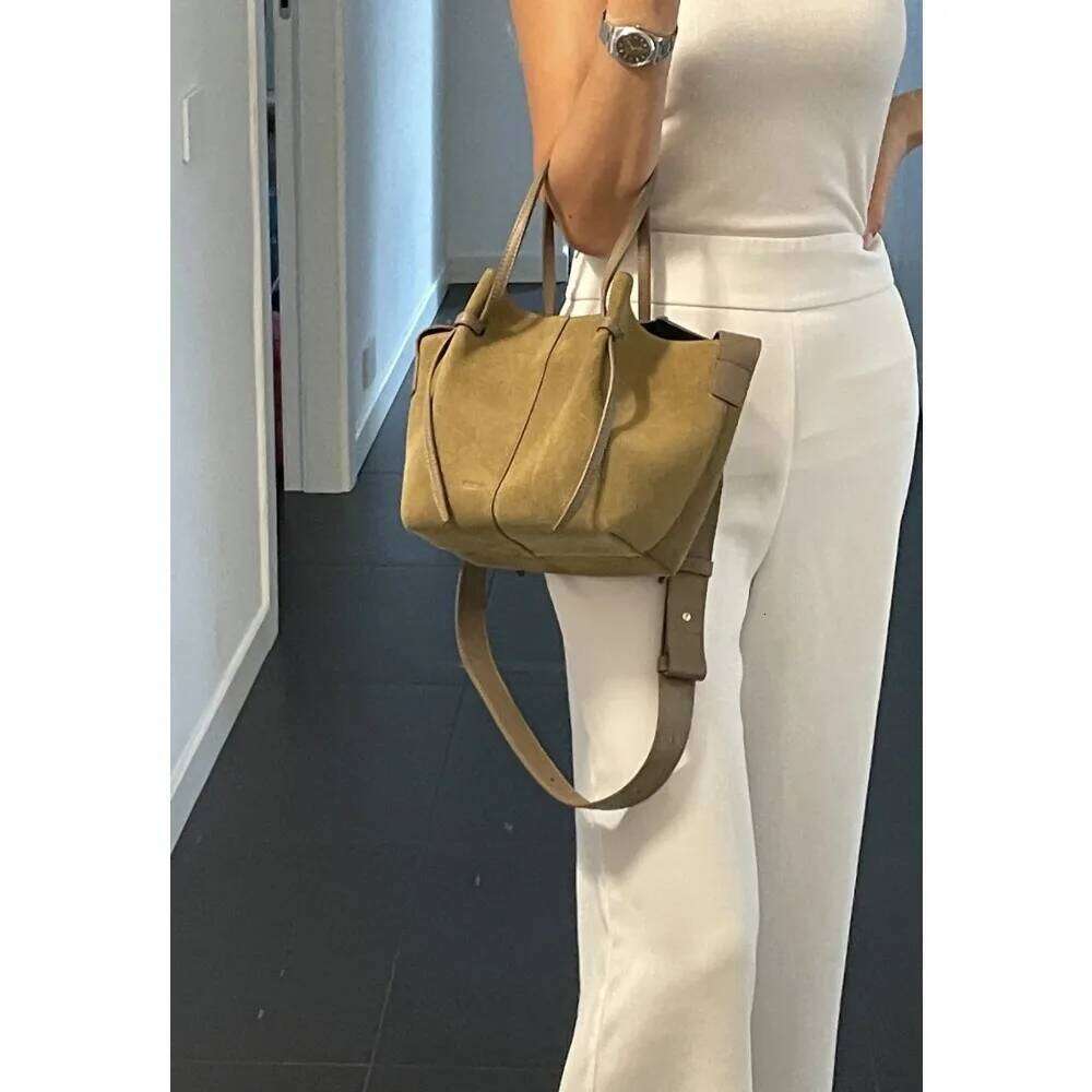 Designer Bags Tote Commuter Premium Feeling New First Layer Cowhide Splicing Suede High Texture Armpit Bag Large Capacity Handbag Hot Selling