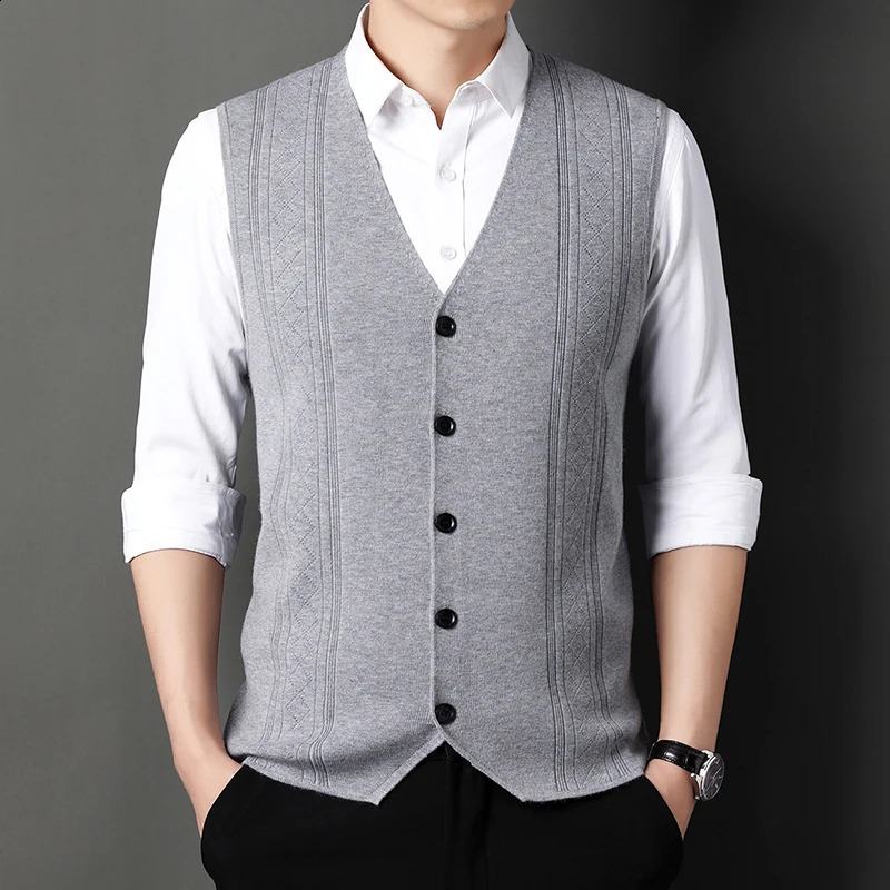 2024 Sweaters Vest for Men Fashion Sweater Casual Style Knitted Single Breasted Cardigan Clothing Pullover Pull Homme 251016