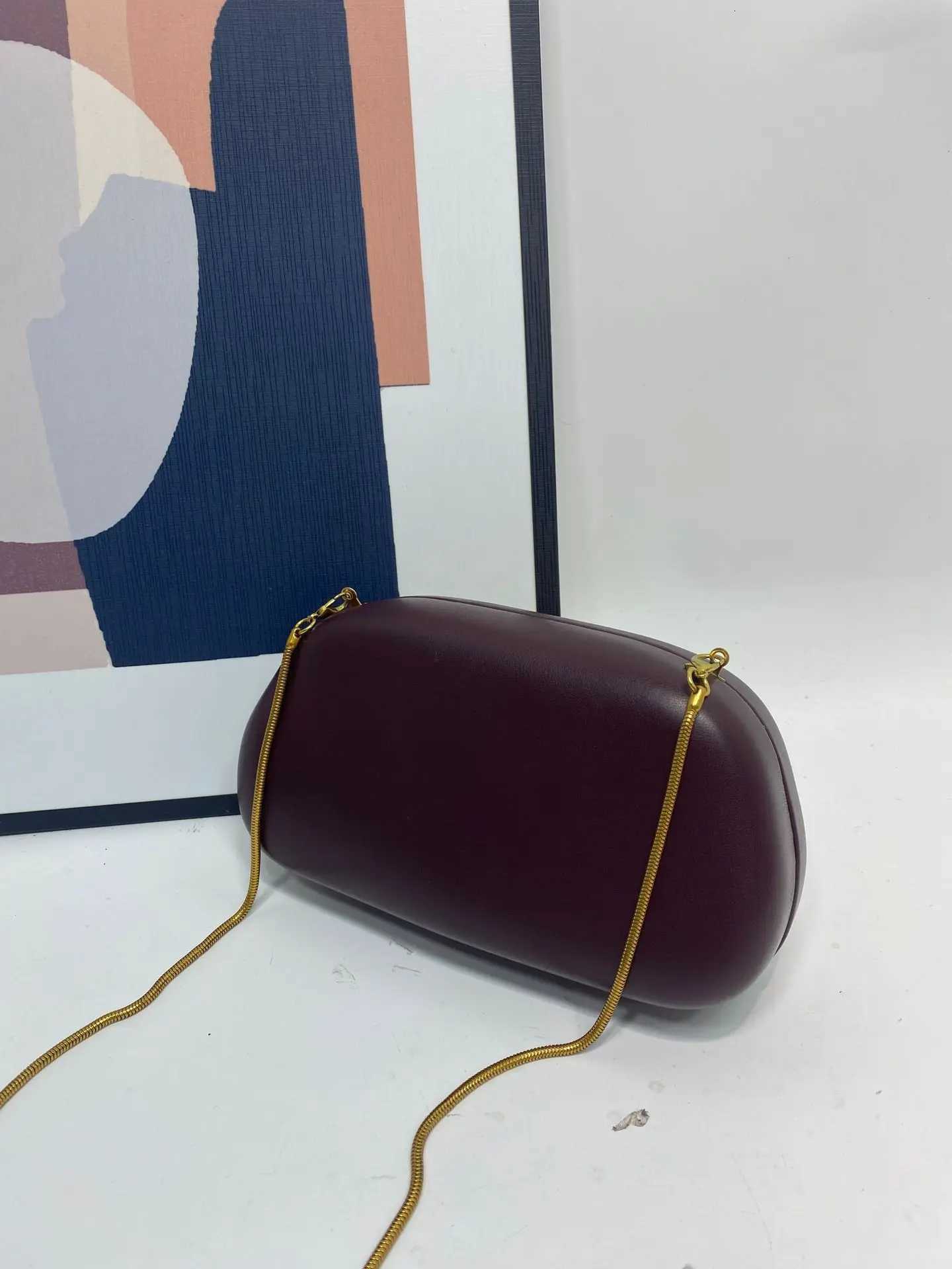 Big Gold Metal Closure Clutch Evening Bags For Women Designer Handbag And Purse Vintage Oval Box Chain Strap Shoulder H251027