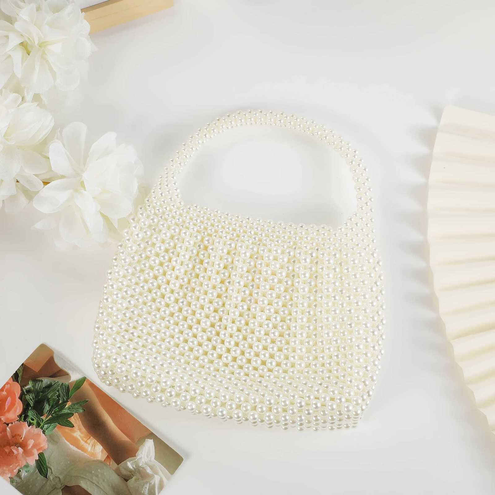 Beautifully woven shell pearl purse stylish purse handmade beaded purse lady travel handbag wedding party dinner bag H251027