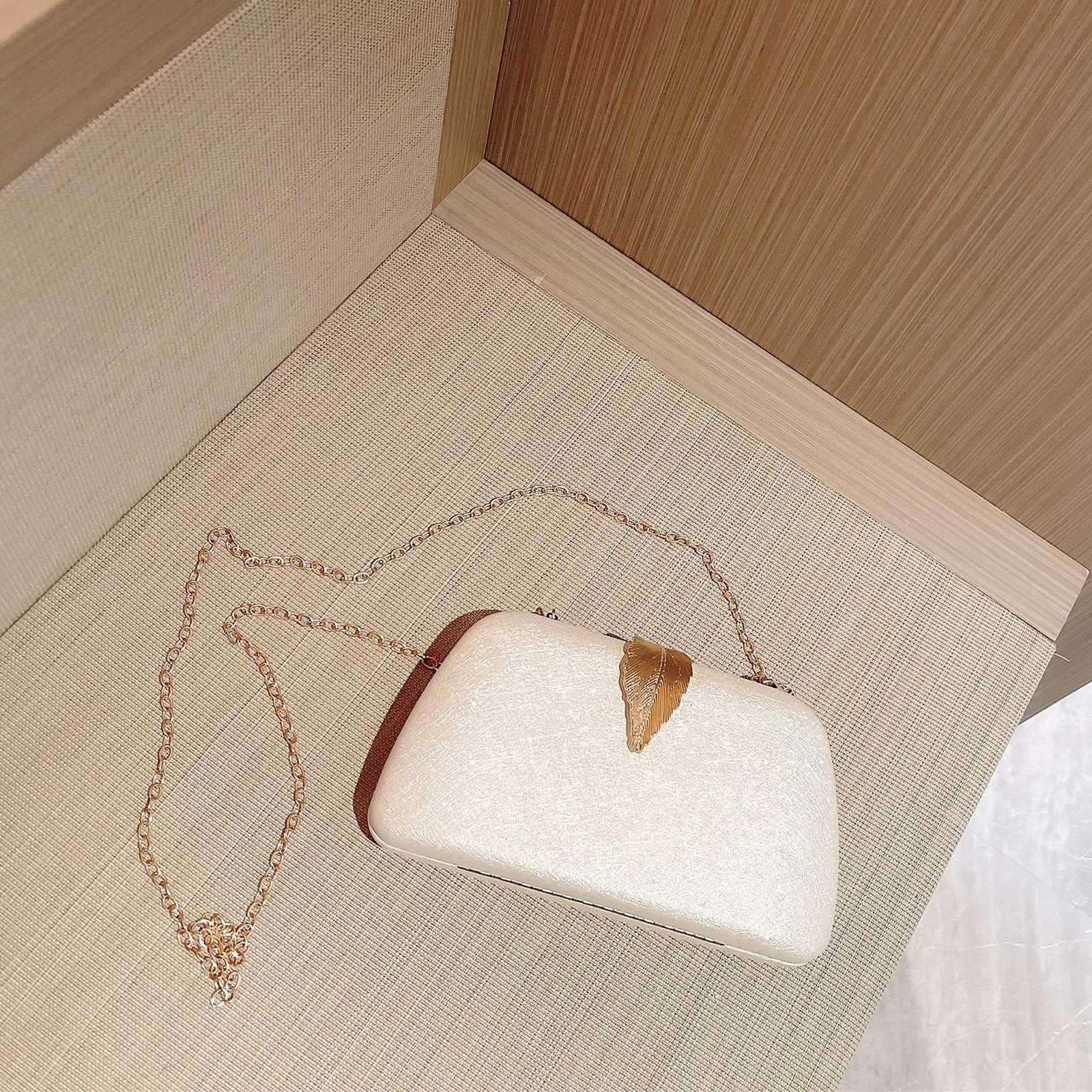 Womens Fashion Classic Leaf Box Dinner Bag Clutch Party Bag Annual Party Bag Reception Handbag Chain Bag Wedding Mini Ba H251027