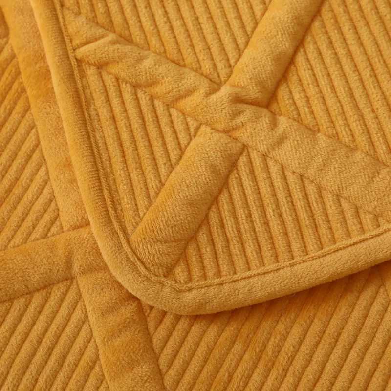 Crystal Velvet Sofa Cover Plush Cushion Thickened Plaid Living Room Sofa Cover Solid Color NonSlip Sofa Armrest Backrest Towel C251028