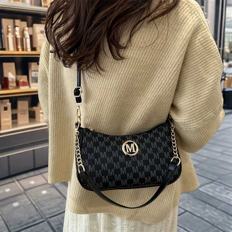 Vintage Style Handbag Crossbody Bag Adjustable Strap Wen Messenger Shoder Bag Sophistied Accessory Tote Bag Purse1 D251028