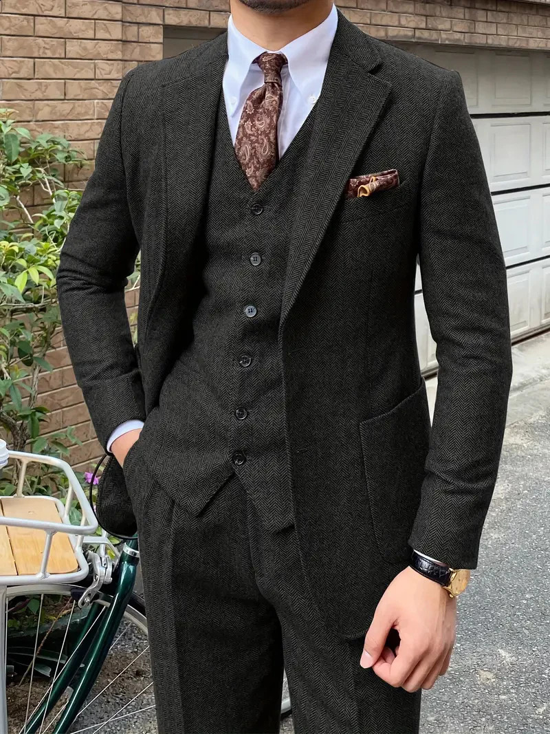Elegant 3pcs Mens Tweed Suits Wool Blend Herringbone Western Vintage Wedding Formal Events JacketVestPants 251027