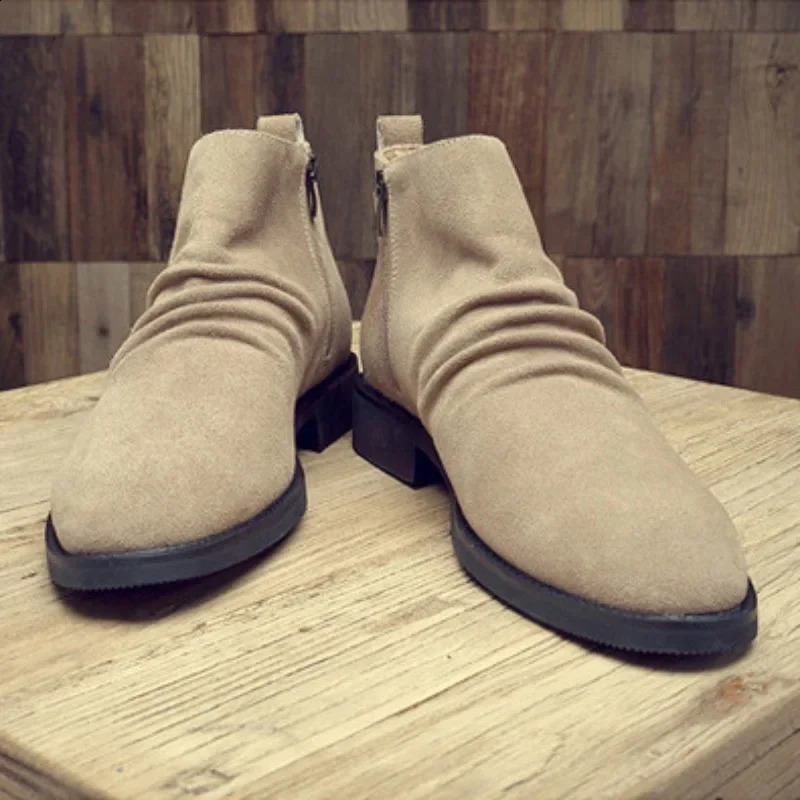 Mens Boots High Quality Suede Casual Botas Retro British Style Short Boot Side Zipper Ankle Boots for Men Chelsea Boots 251023