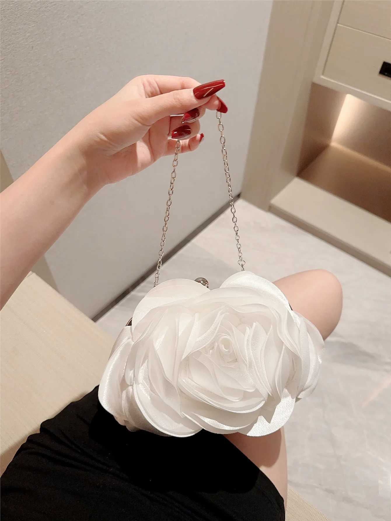 New Dinner Bag Flower Clutch Bag White Romantic Wedding Bridesmaid Bag Dress Prom Bag Party Bag H251027