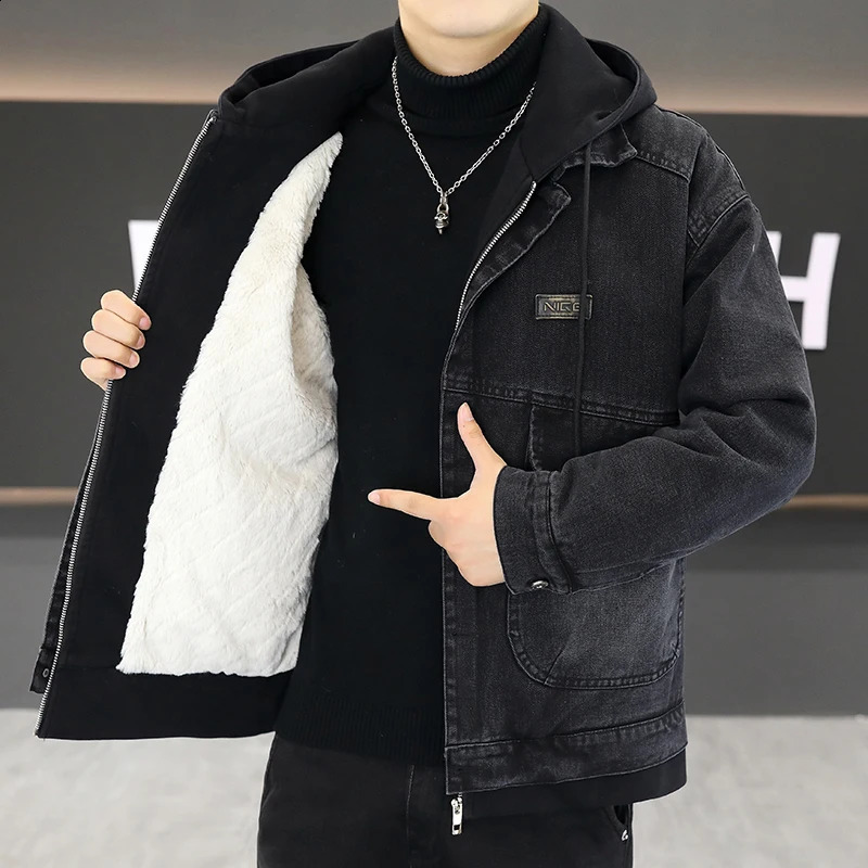Winter Mens Thicken Warm Denim Jacket Cotton Loose Hooded jean Outwear Coat Solid jacket Men Casual Couple Streetwear 251017
