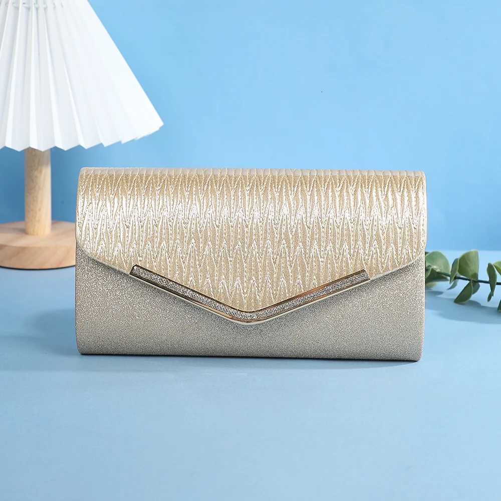 Fashion Womens Clamshell Square Dinner Clutch Bag with Metal Chain Single Shoulder Crossbody Strap for Socialite Party Storage H251027