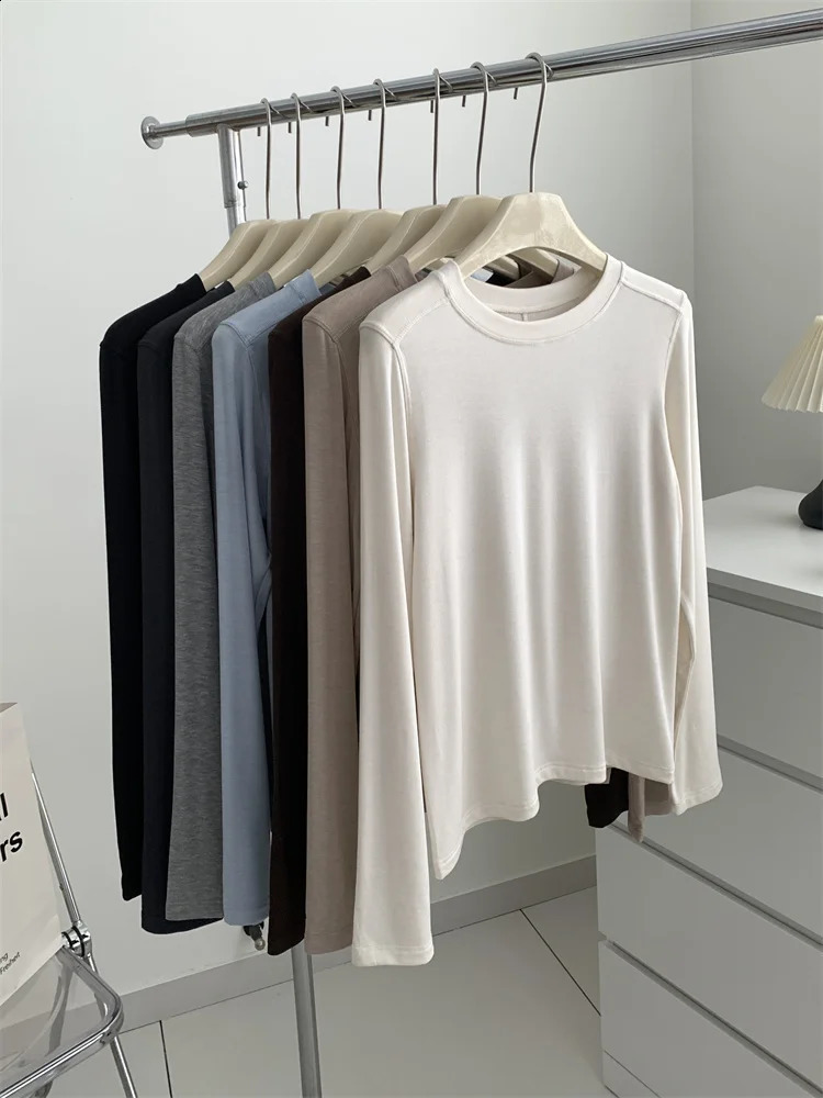 Silk Wool Splice Long Sleeve Tshirt Women Spring Summer Thin Soft Waxy Fit Solid Color Backing Top 251027