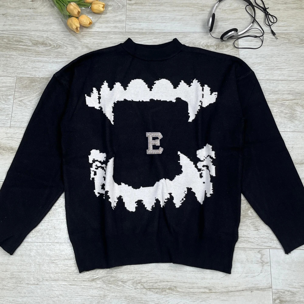 Gothic 26 Letters Devil Teeth Print Mens Knit Sweater Black White TwoTone Round Neck Winter Pullover Edgy Soft Warm 251023