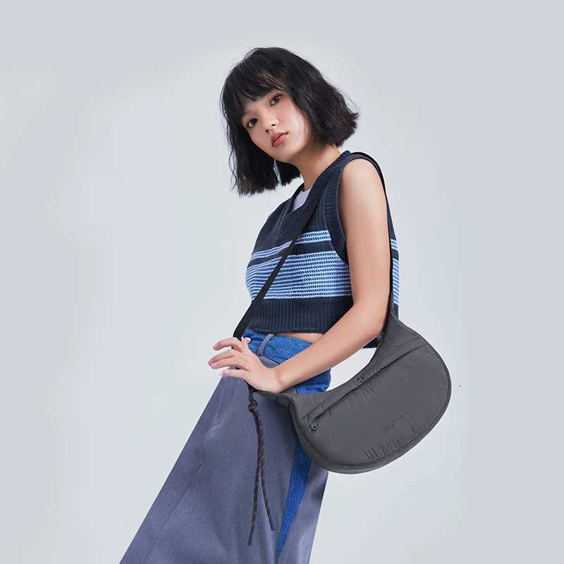 BAGSMART Crossbody Bag Female Casual Single Shoulder Bag Commuter Sports Dumpling Bag New Fashion BagT251028