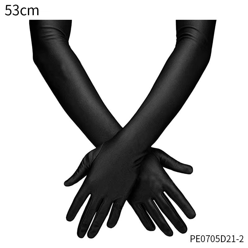 7 pieces of 1920 fashionable lady accessories, feather headbands, necklaces, gloves, cigarette sticks and earrings collect women's outfits