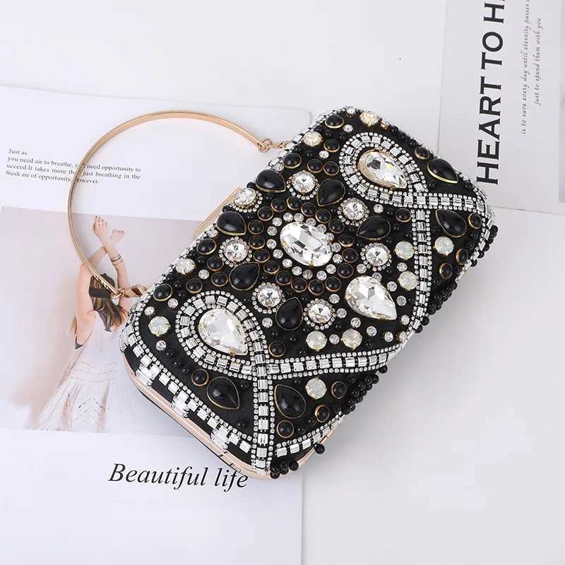 New European and American Heavy Industries Womens Dinner Bag Metal Chain Shoulder Bag with Diamond Handbag Womens Storage Bag H251027