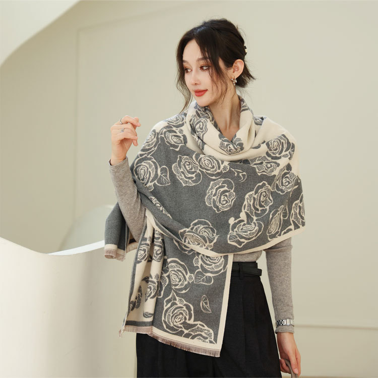 Fashionable And Elegant Flower Pattern Design Location Womens Scarf 190* 65cm Shawlable Scarf Holiday Gift Suitable For Daily Travel In Autumn And Win