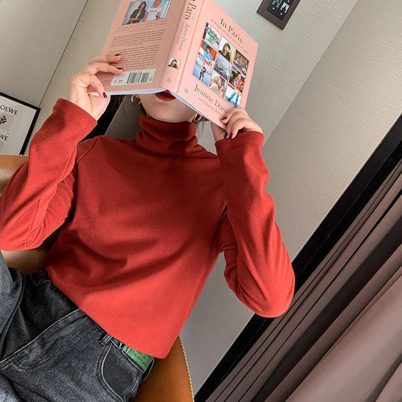 1pcs Women Autumn Winter Thickening Warm Longsleeved Tshirt Pile Collar Thermal Underwear Fashion High Collar Slim Thermal Top 251027