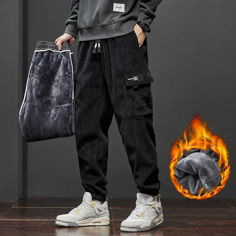 Winter Thickened Warm Mens Corduroy Cargo Pants Fleece Loose Streetwear Joggers Harem Sweatpants Male Trousers Black 251027