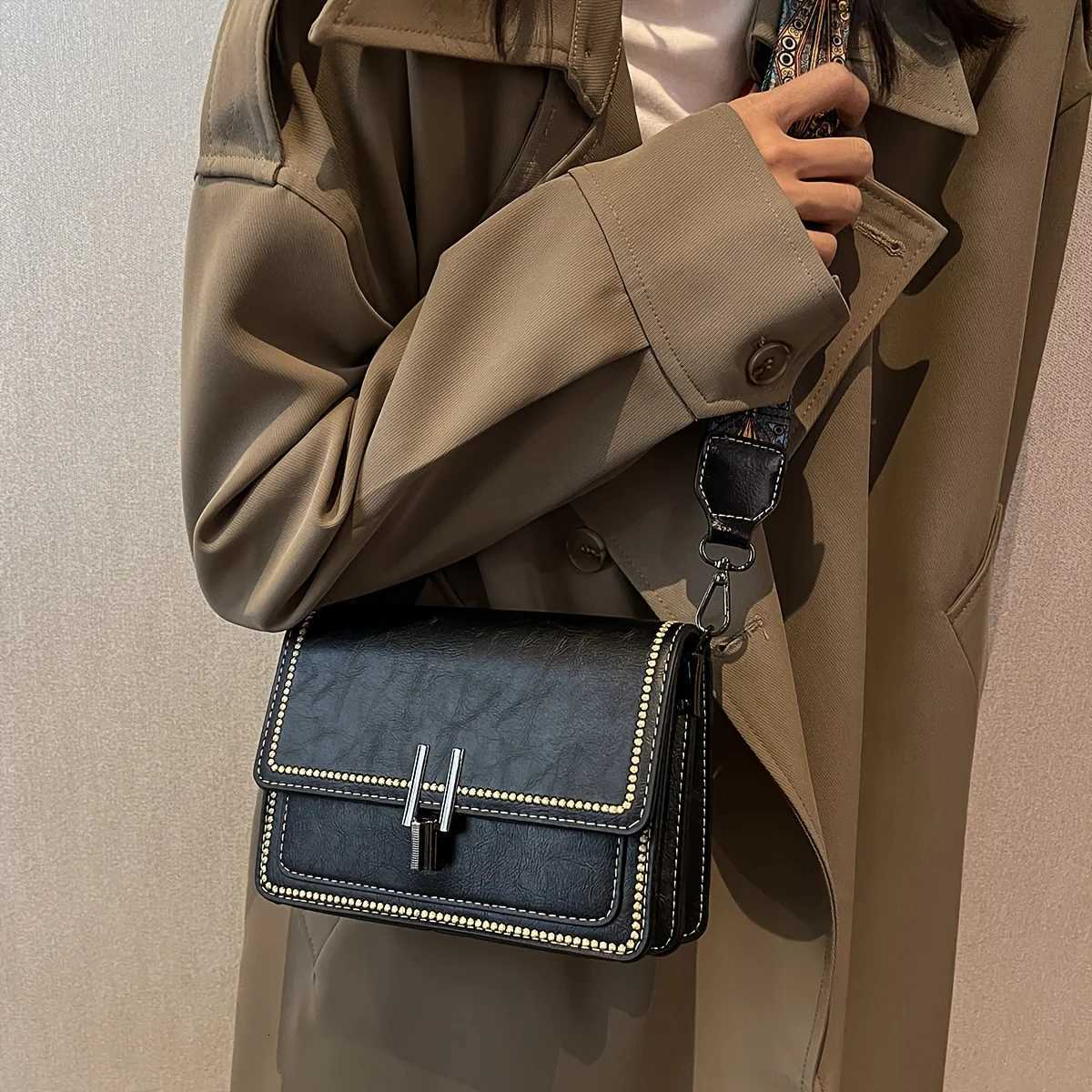 Mini CrossBody Bags for Women Adjustable Strap Small Square Design Purse Fashion Shoulder Bag New Designer Mini Leather BagT251028