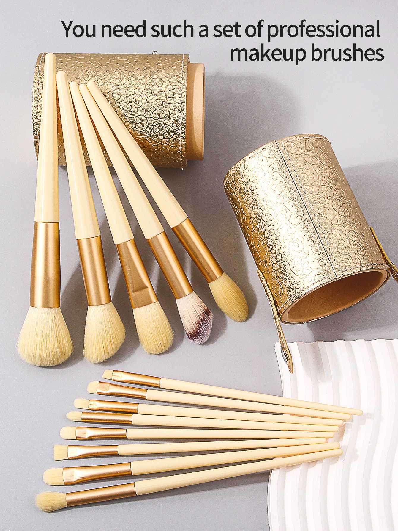 131320 Professional makeup brush setincluding 13 brushes3 makeup sponge eggs3 triangular powder puffs and 1 storage bucket J251117