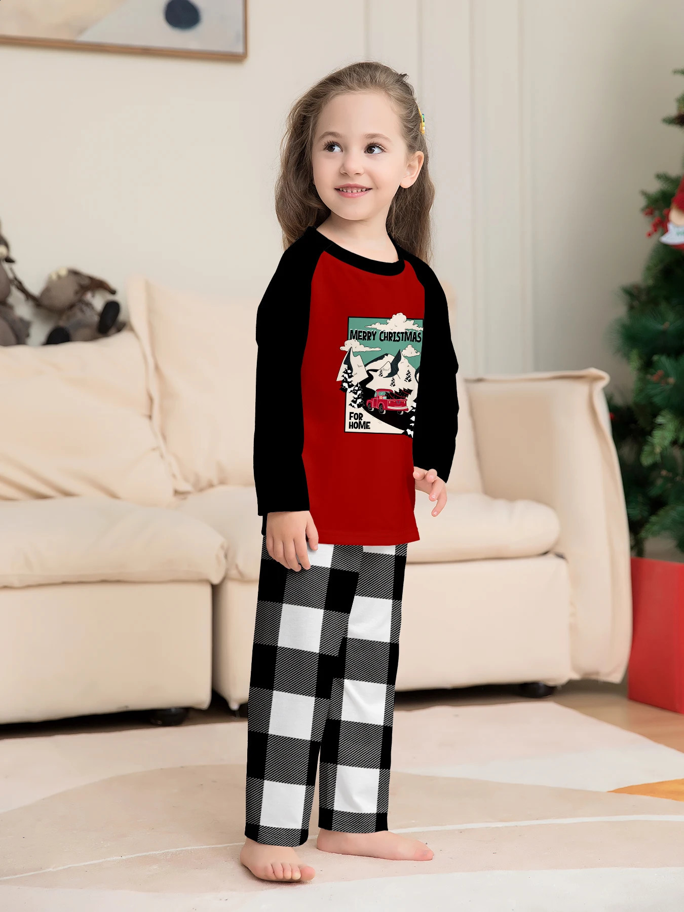 Christmas Family Matching Pajamas Set MERRY CHRISTMAS Raglan Sleeve Red Black Top Black White Plaid Sleepwear 251027
