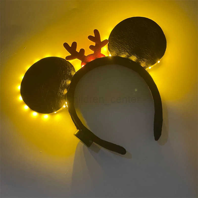 Disney Christmas Cute Character Glow-in-the-Dark Headwear with Lights: Perfect Accessory for Festive Celebrations designer H251119