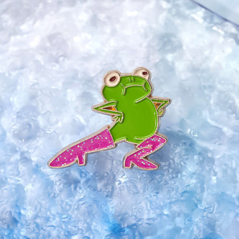 Funny Frog Wearing Pink Boots Animal Brooch Metal Badge Enamel Gift Lapel Pin