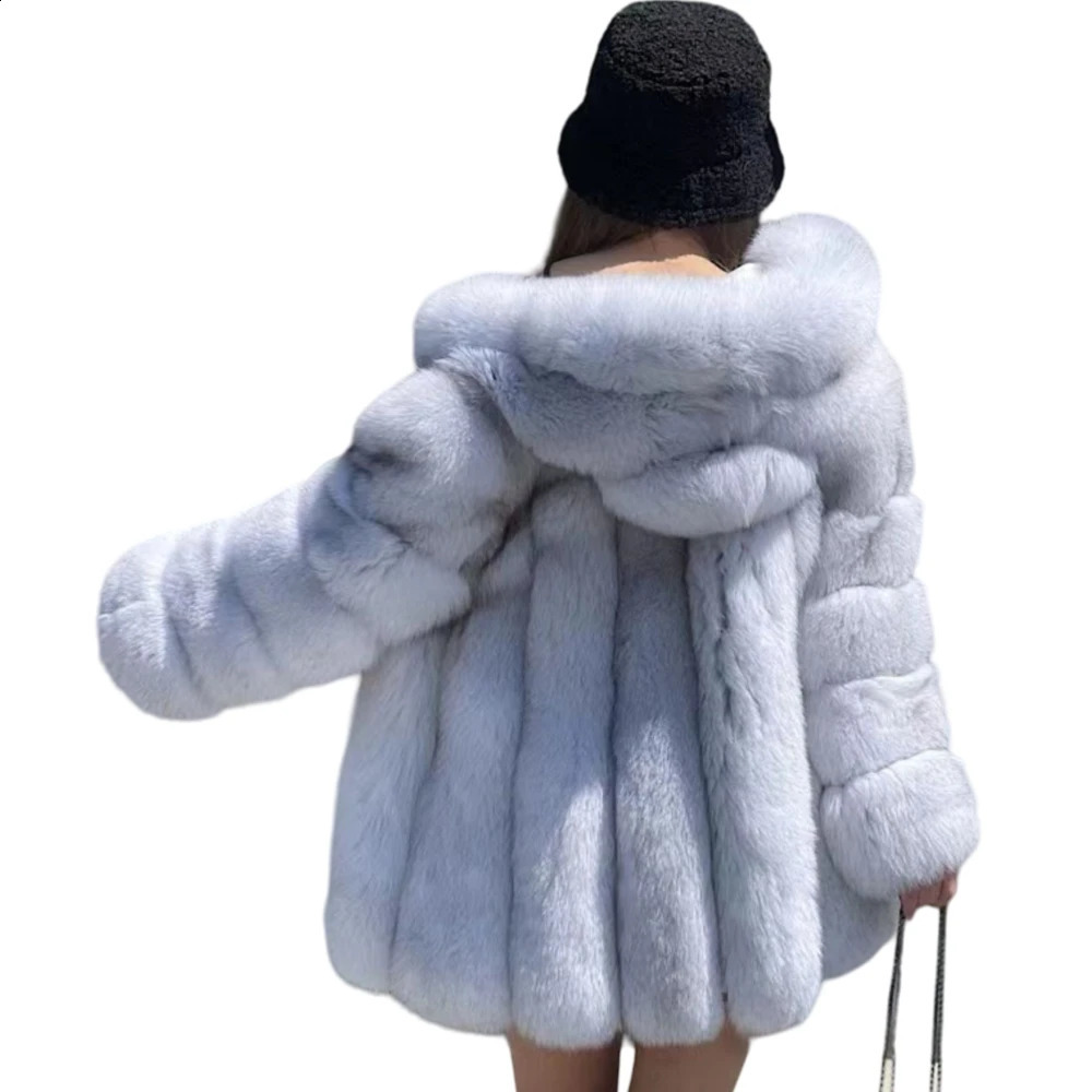 Womens Real Silver Fox Fur Coat Long Genuine Fur Jacket Fashion Natural Streetwear Hooded Plush Outerwear Winter 251027