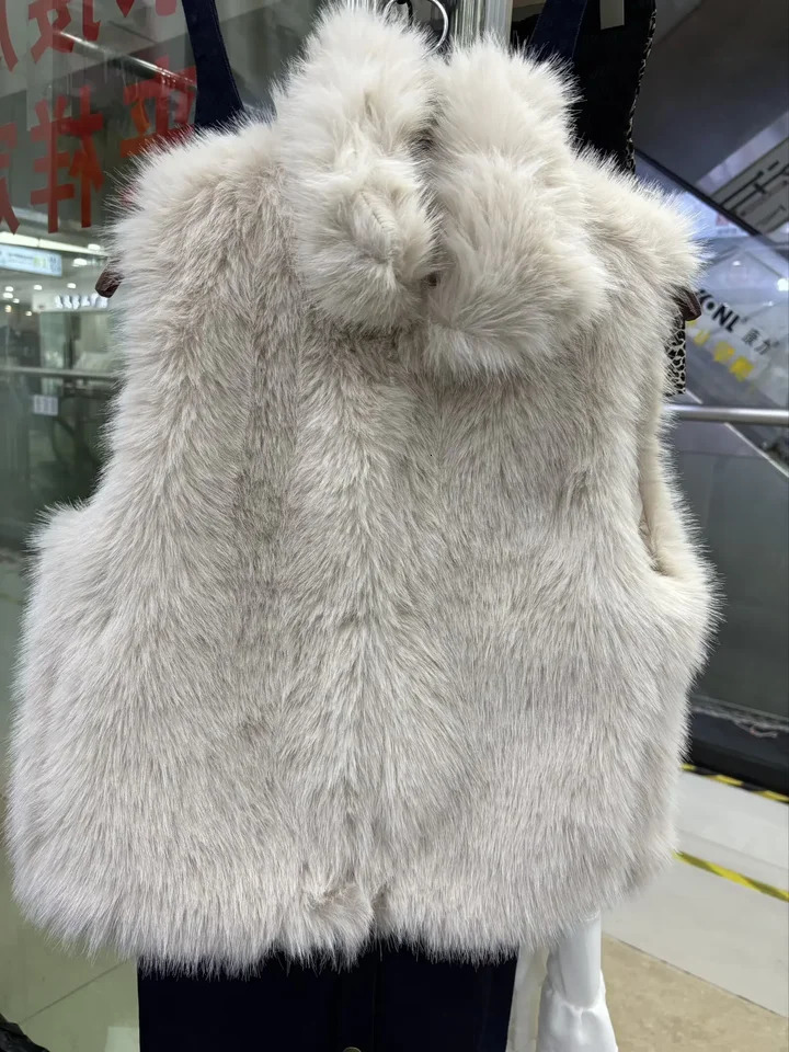 Fashion Lapel Fur Vests Women Chic Solid Stand Collar Sleeveless Loose Short Vest Casual 2025 Lady Daily Street Outerwears 251027