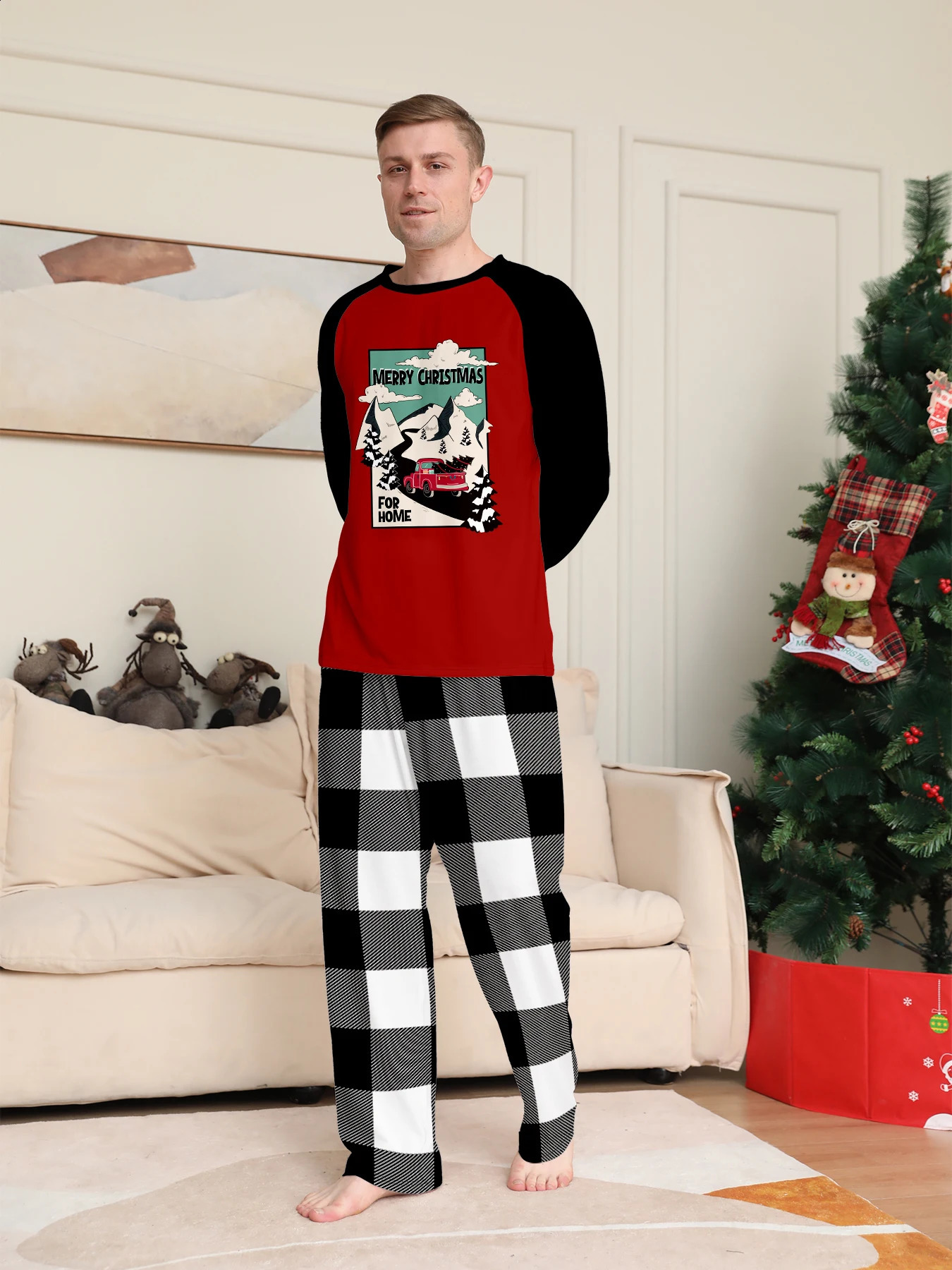 Christmas Family Matching Pajamas Set MERRY CHRISTMAS Raglan Sleeve Red Black Top Black White Plaid Sleepwear 251027