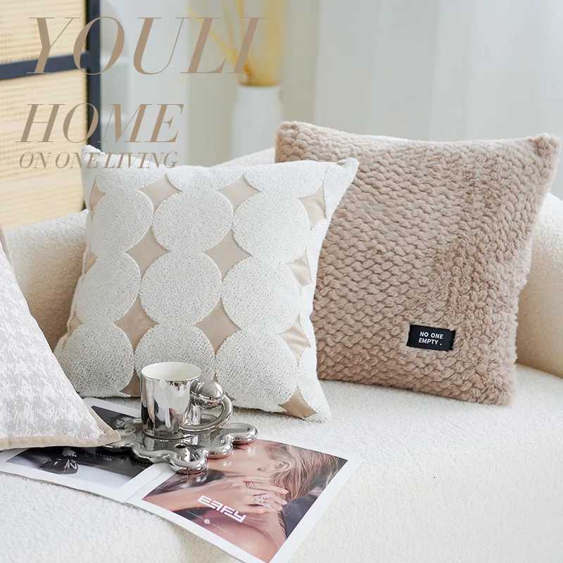 Pillow Case 30X5045x45CM Retro Light Luxury Throw Cover Embroidered Velvet Stamping Waist Cushion Cover Home Decorative case C251028