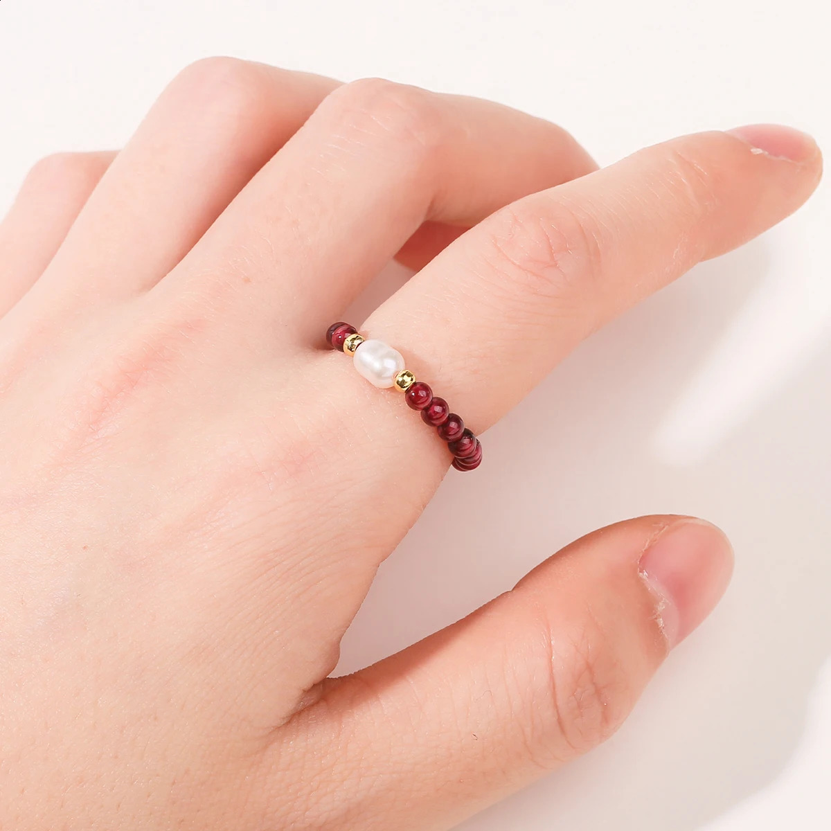 JD Natural Stone Garnet Bead Stretch Rings Women Fashion Elegant Handmade Gemstone Reiki Healing Finger Rings Jewelry Gifts 251023