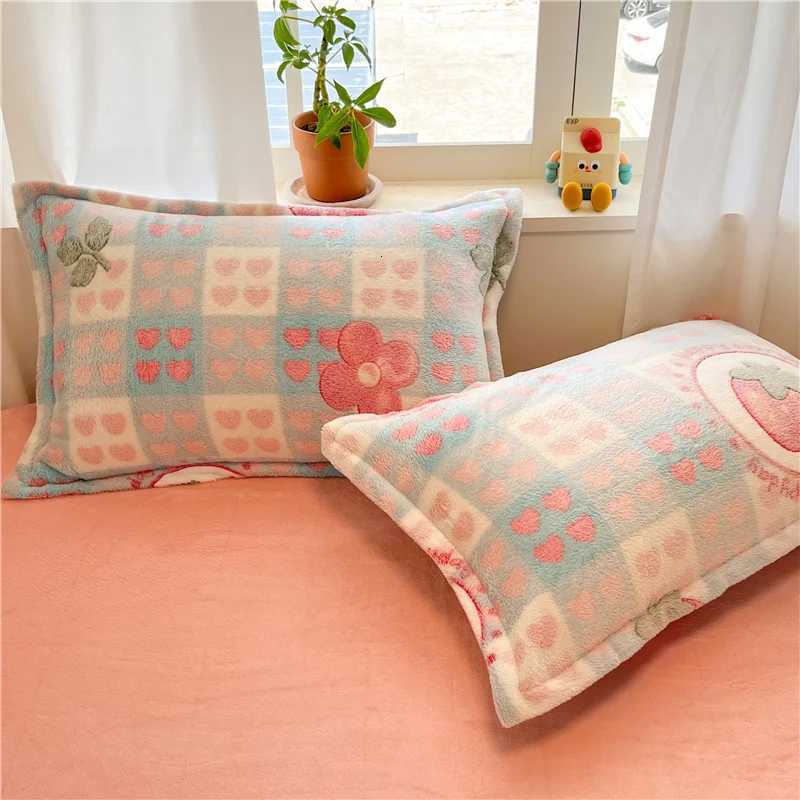 Pillow Case 2pcs Fluffy Plush case for Winter Warm Soft Coral Fleece case Cover 48x74cm Cartoon Kids Sham Cushion Cover C251028