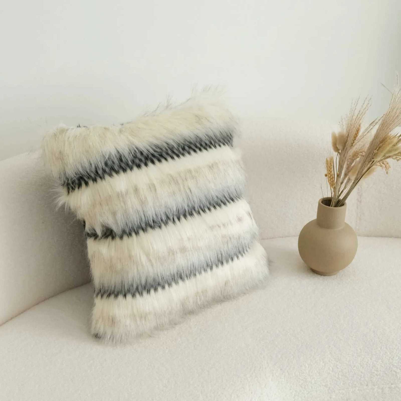 Pillow Case Light Luxury Plush Cushion Cover Abstract Striped Embroidered Cover Fluffy slips Decor Home Living Room Bedroom C251028