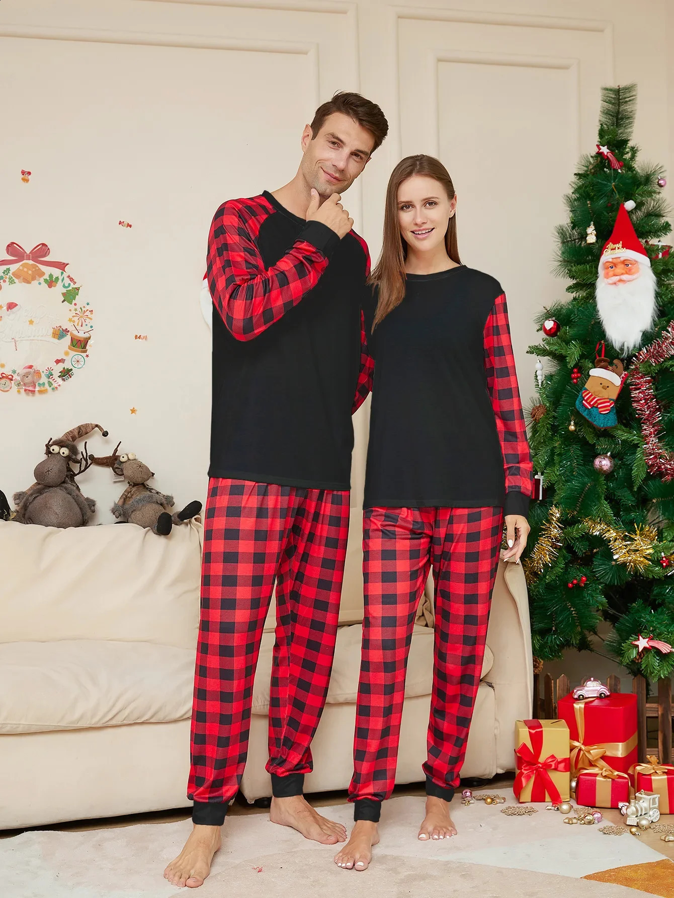 Family Christmas Pajamas Set Years Clothes Mom Dad Kids Matching Outfits Plaid Front Plain 2 Pcs Suit Pyjamas Xmas Homewear 251027
