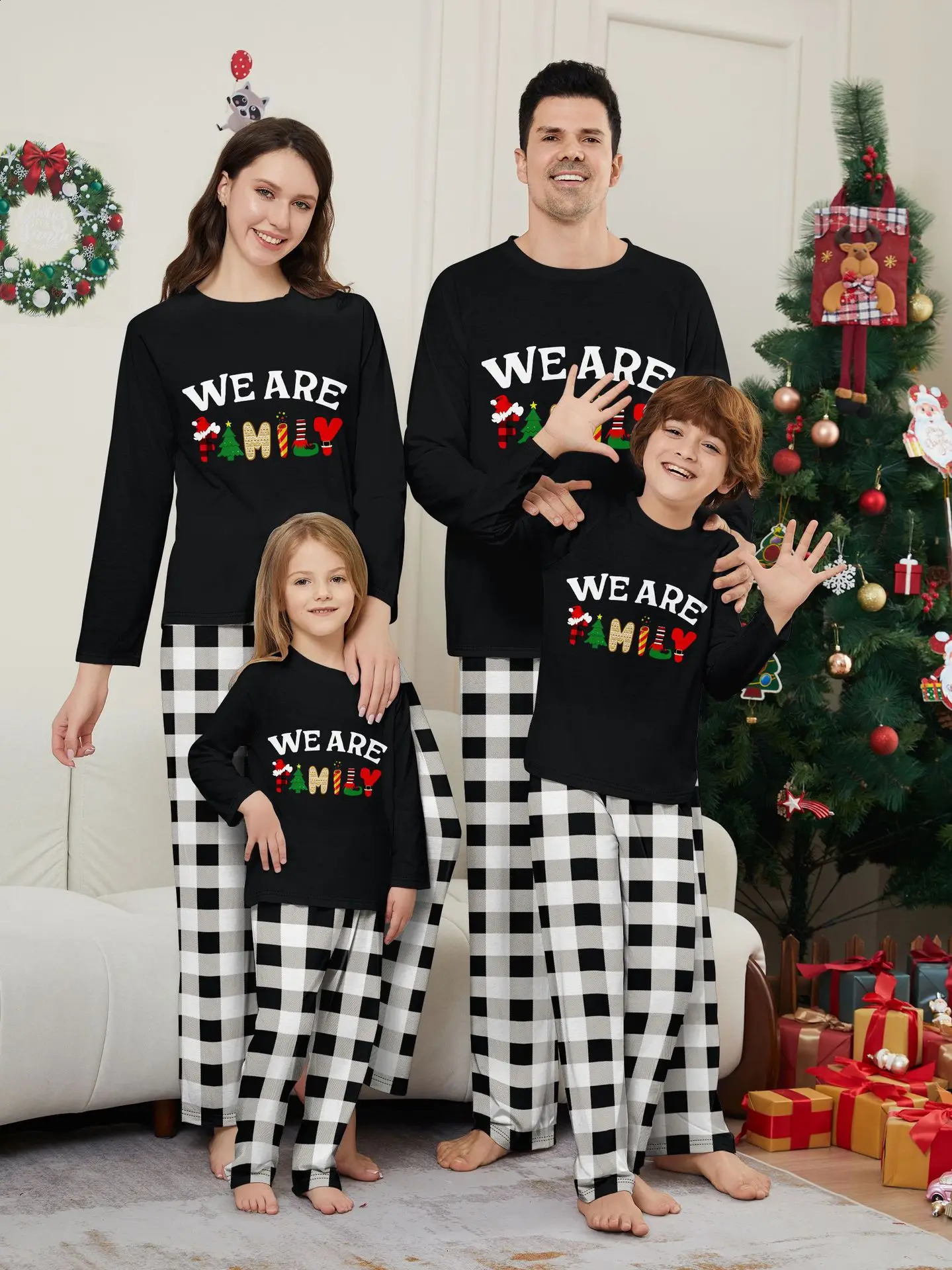 Happy Year Family Matching Outfits Letter Plaid Print Parentchild 2 Pieces Suit Sleepwear Soft Loose Pajamas Set Xmas Wear 251027