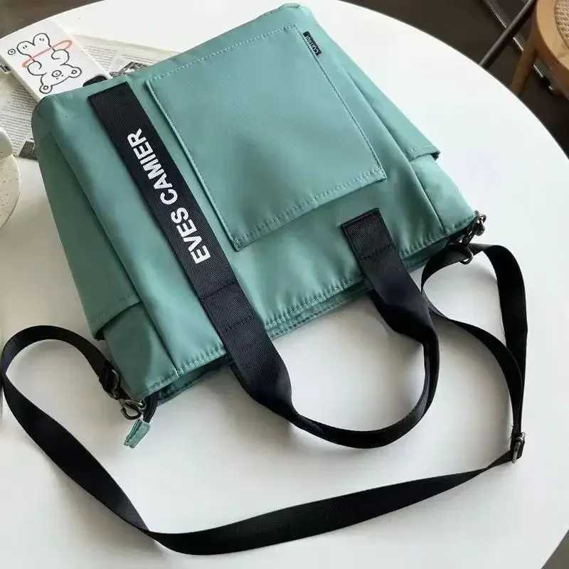 New Casual Tote Large Capacity Shoulder Bag Nylon Waterproof Canvas Handbag Simple Fashion Messenger Bags For SchoolgirlW251028