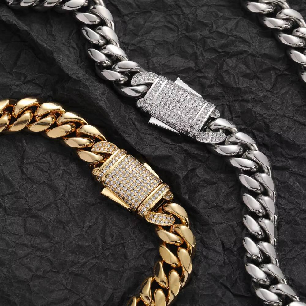 Wholesale 18K Gold Cuban Link Chain Necklace 18K Gold Miami Cuban Chain 14mm Width with Moissanite for Weddings and Gifts